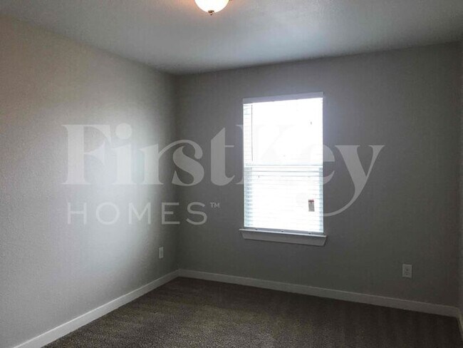 Building Photo - 9948 Rio Doso Drive