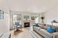 Building Photo - Somerset Villas