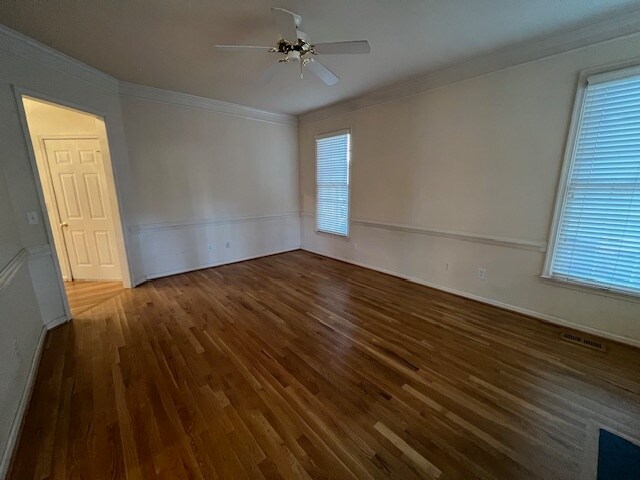 Building Photo - 1304 Groveland Trl