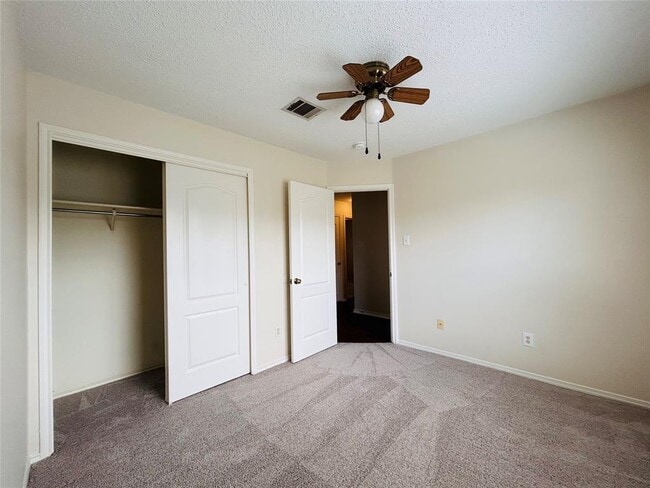 Building Photo - 3639 Bass Loop