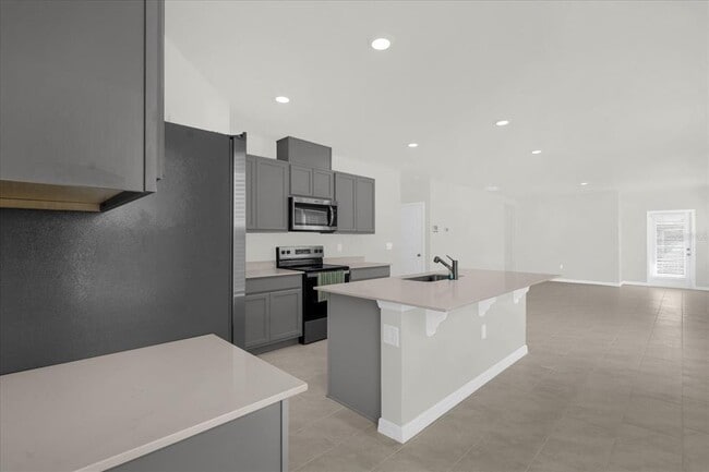 Building Photo - 4932 Kaia Ave