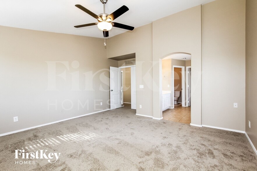 Building Photo - 16621 N 171st Dr