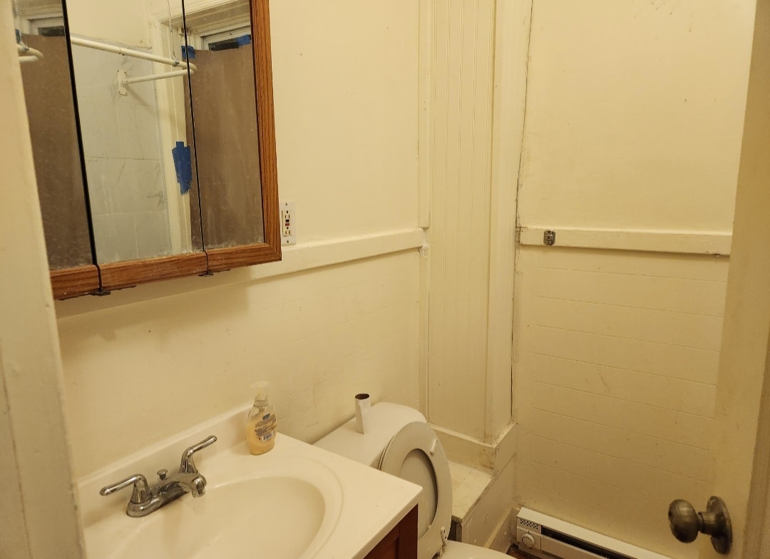 Bathroom - 290 2nd Ave