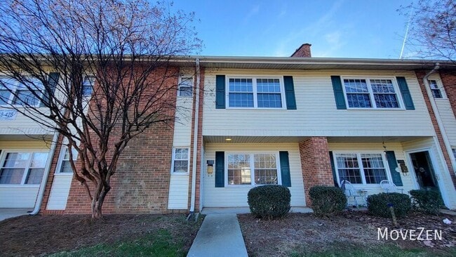 Building Photo - 422 Muirs Chapel Rd