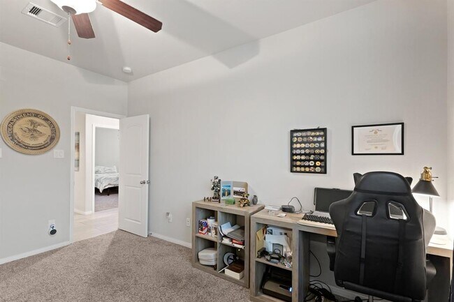 Building Photo - 18018 Svensson Slade Ln