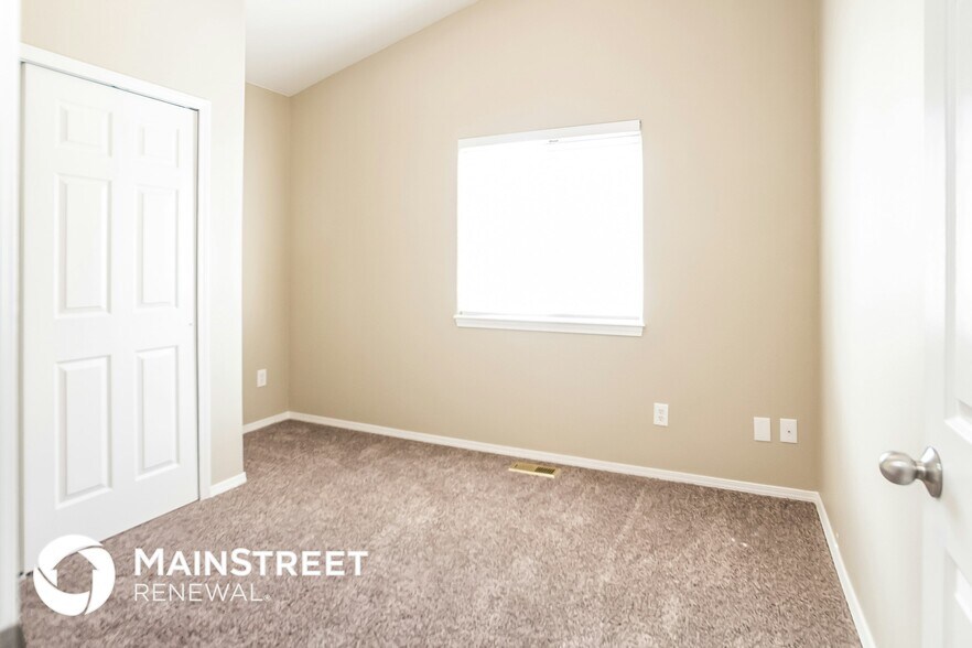 Building Photo - 5030 Beechvale Dr