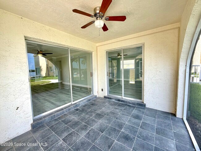 Building Photo - 1727 Minutemen Causeway
