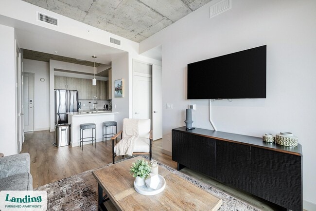 Building Photo - 151 S State St