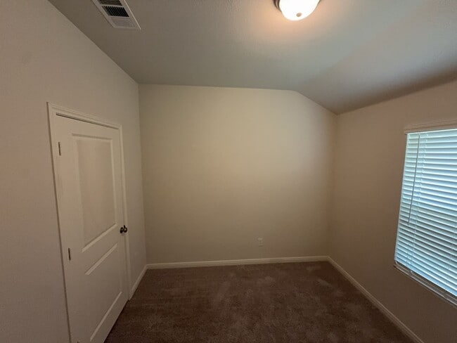 Building Photo - Move-in special $150 off first month rent. | A modern 4-bed, 2-bath home