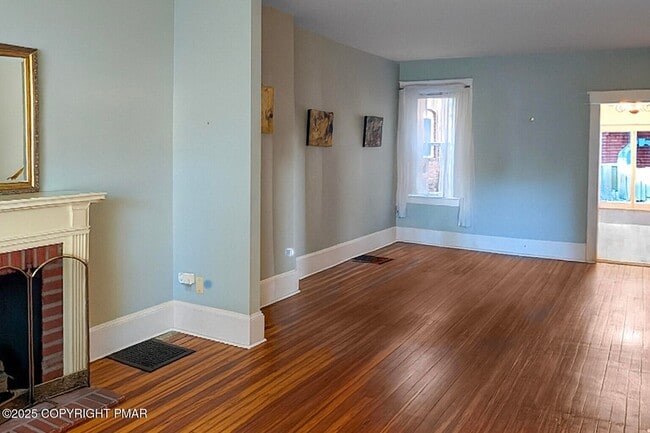 Building Photo - 602 Fulmer Ave