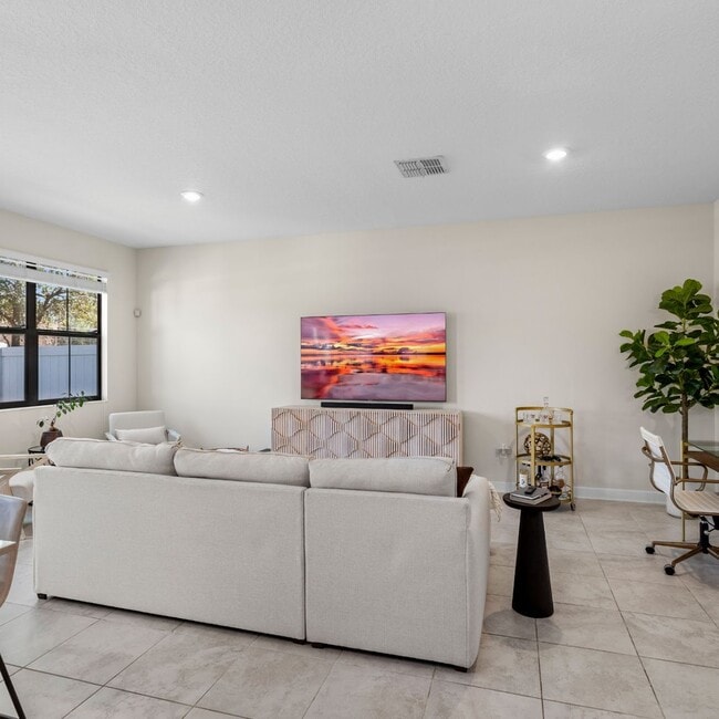 Building Photo - 11360 Whistling Pne Wy