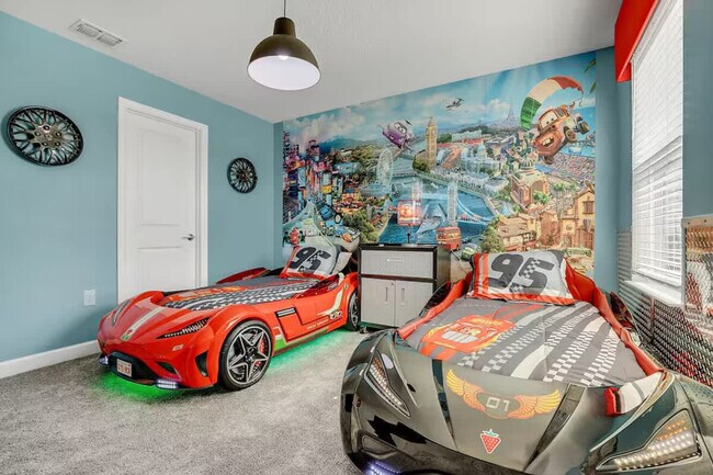 Building Photo - 9016 Sommerset Hills Dr