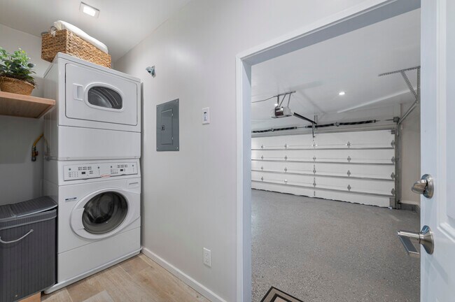 Building Photo - 18788 Polley Ln