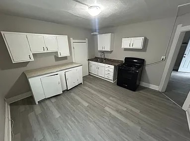 Building Photo - 417 Utah St