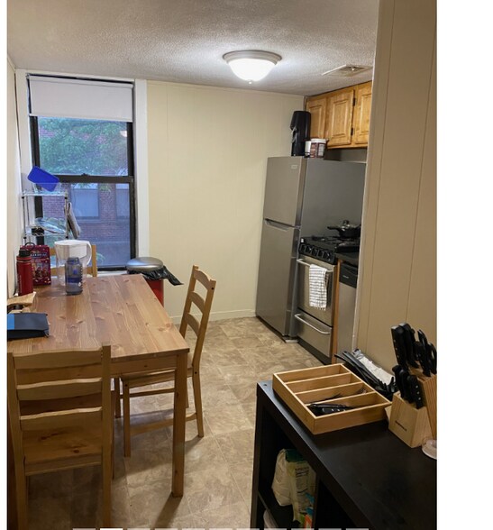 Building Photo - 238 Cambridge St