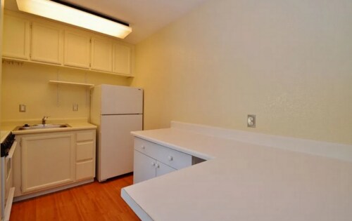 Building Photo - 190 Union St