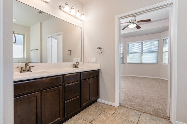 Building Photo - 22918 Caverly Ln