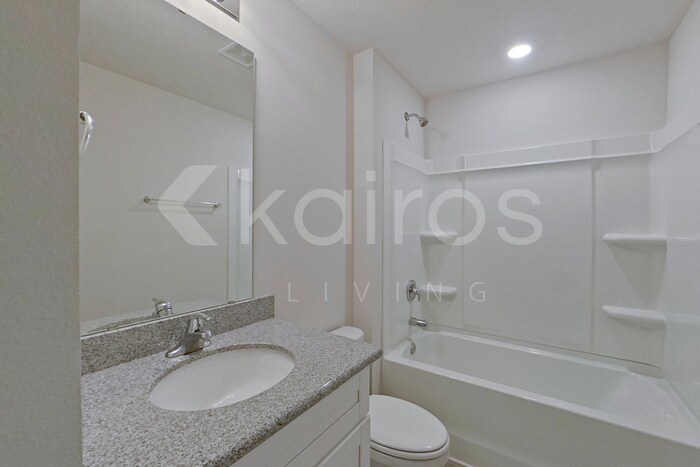 Building Photo - 4789 Malay Cir