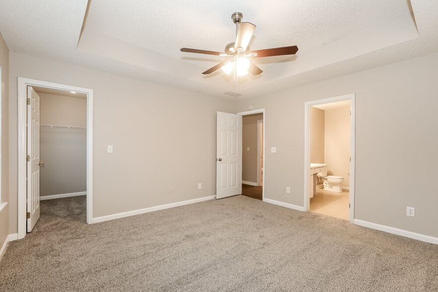 Building Photo - 774 Fernstone Trail