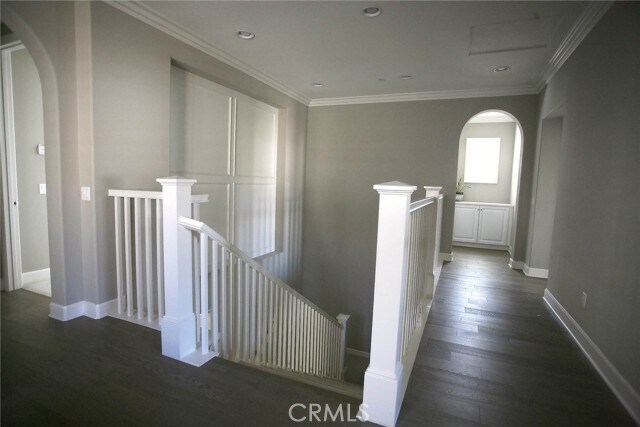 Building Photo - 120 Long Fence