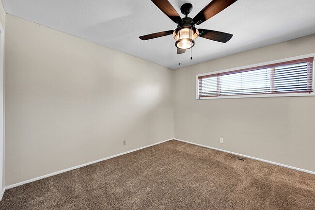 Building Photo - $1,995.00 - 3 Bedrooms, 2 Bathrooms, Single Family Home in Colorado Springs with Fenced Yard!