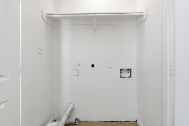 Building Photo - 4306 Maggie St