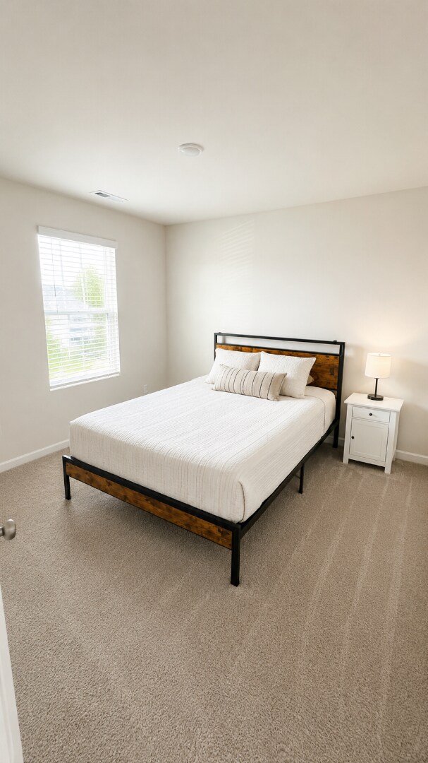 Building Photo - 4 Bedroom 2.5 bath with a loft Singe Family House for Rent