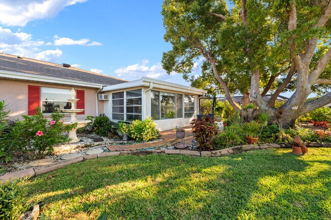 Building Photo - 1808 N Pebble Beach Blvd