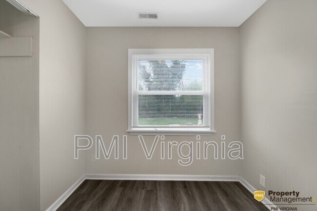 Building Photo - 8109 Diggs Rd