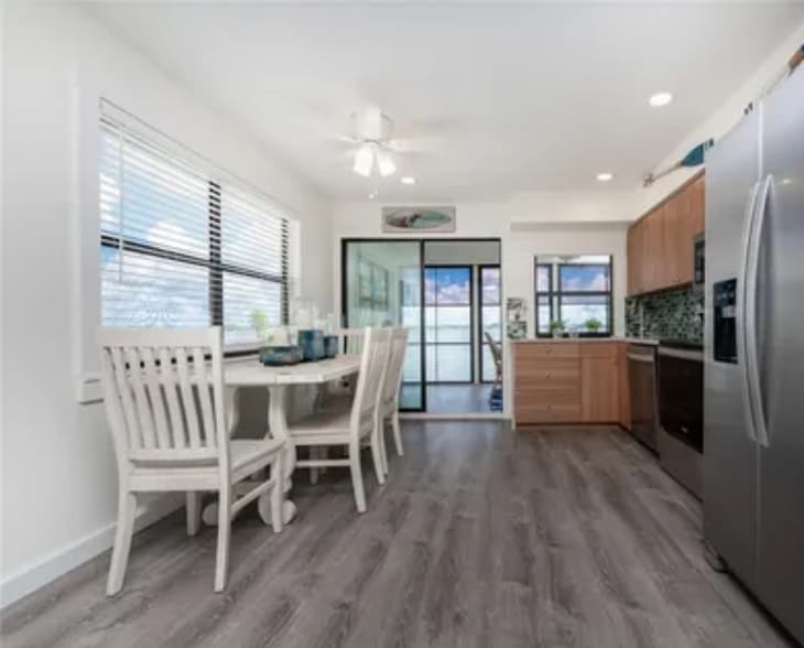 Building Photo - 5041 N Beach Rd