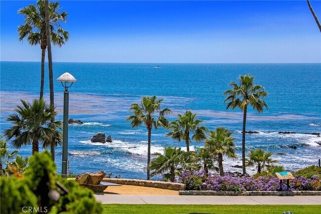 Building Photo - 376 Cliff Dr