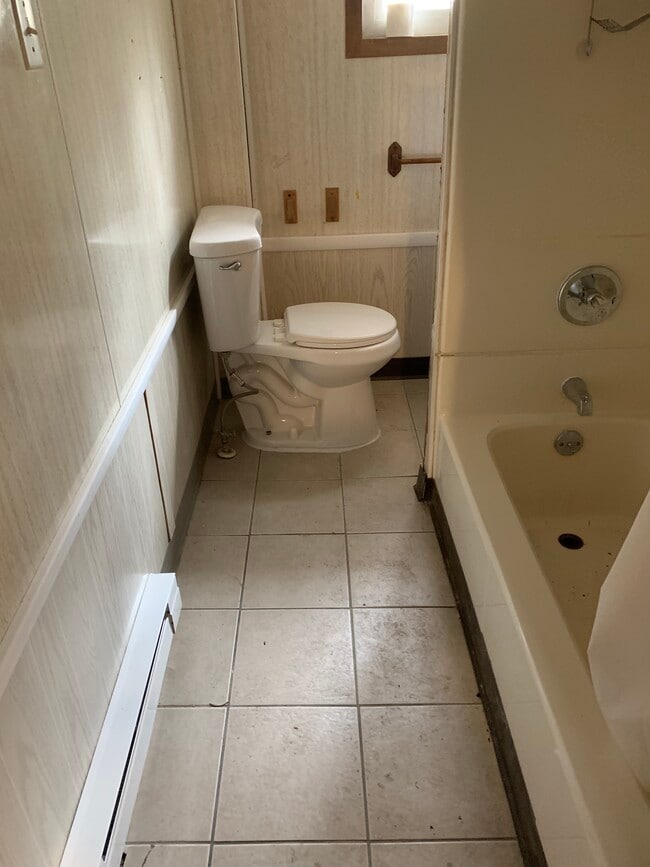 Building Photo - 80 Park Ave