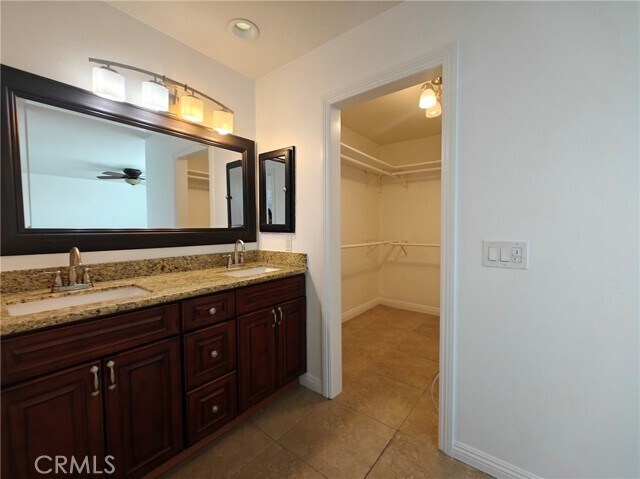 Building Photo - 25831 Chapel Hill Dr