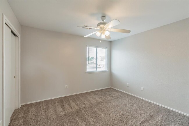 Building Photo - 11328 Hungry Horse Dr