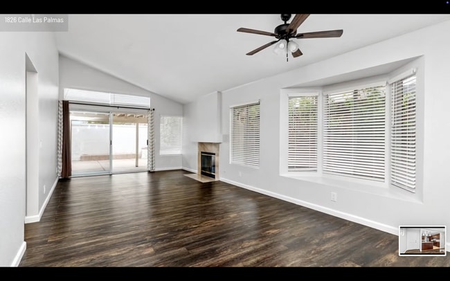 Building Photo - Beautiful Oceanside Home with Vaulted Ceil...