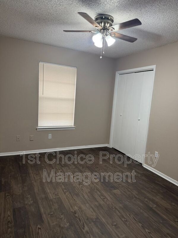 Building Photo - 7748 Sable Ln