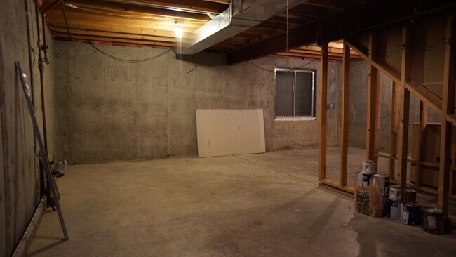 Building Photo - Bright 3 Bed, 2 Bath, Ranch-Style Home in South Fort Collins!