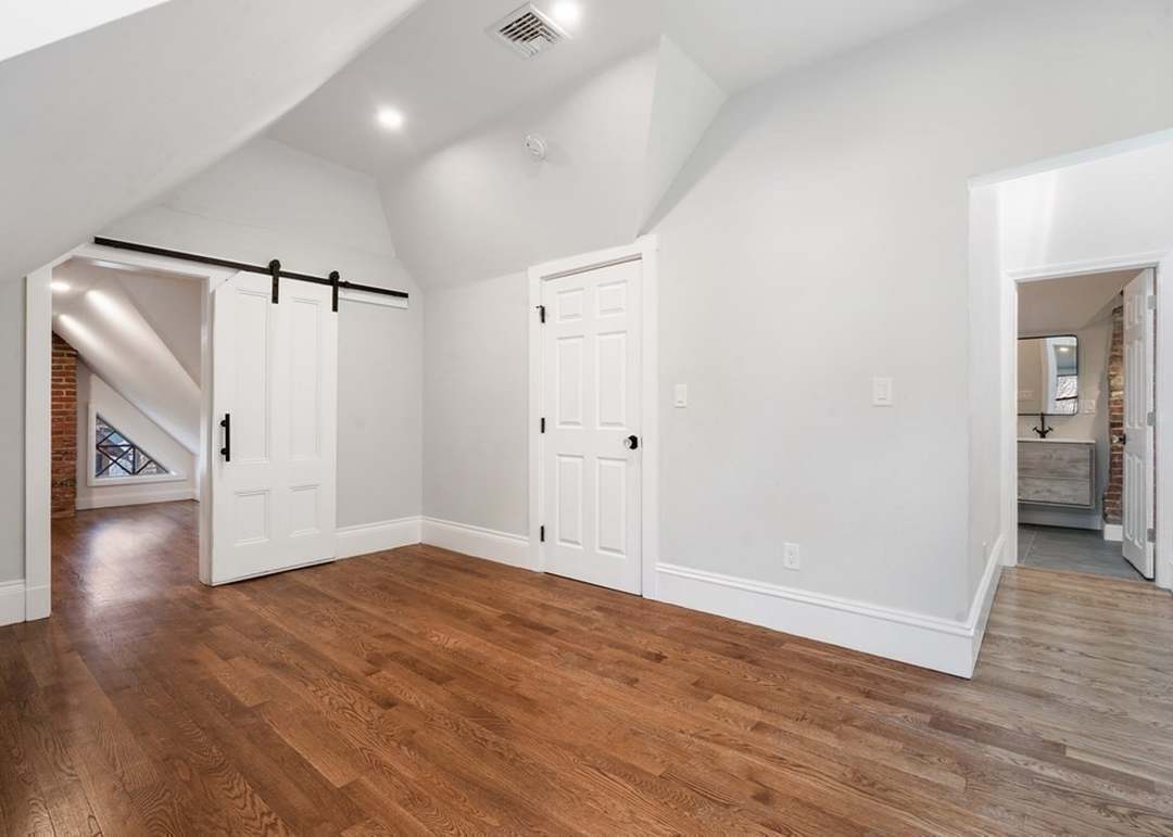Building Photo - 31 Monadnock St