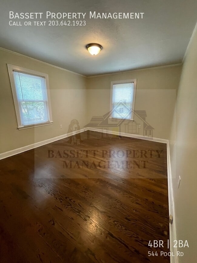 Building Photo - 544 Pool Rd