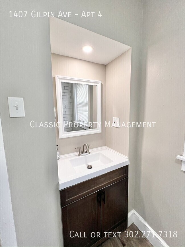 Building Photo - 1407 Gilpin Ave