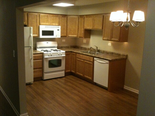 Primary Photo - 725 Limerick Ln