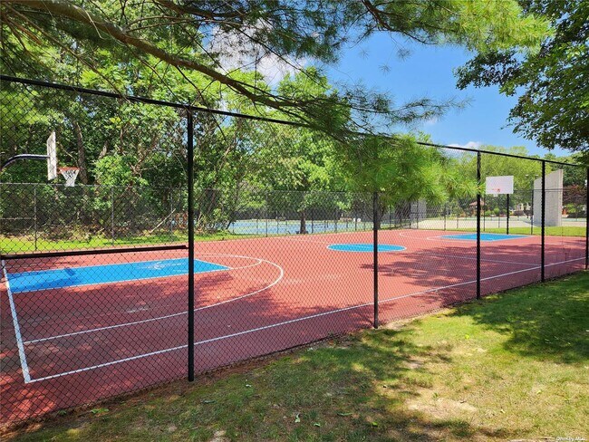 Building Photo - 336 Prairie Ct