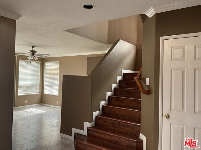 Building Photo - 8087 Tuscany St