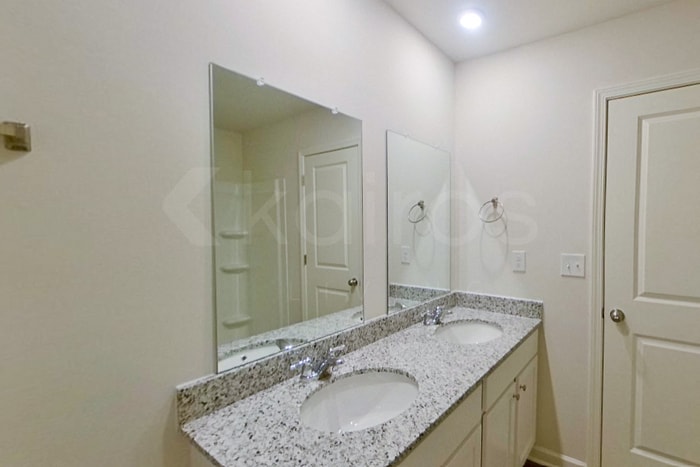 Building Photo - 320 Ironwood Ct