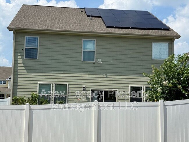 Building Photo - 1009 Artis Town Ln