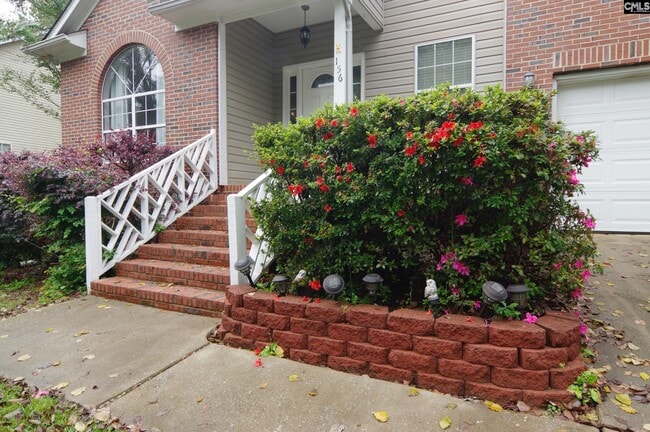 Building Photo - 156 Hunters Trail