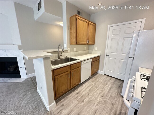 Building Photo - 7143 S Durango Dr