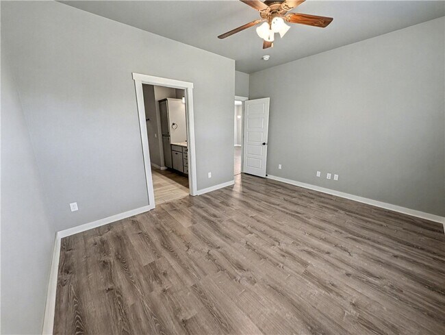 Building Photo - 396 N Torc Ln