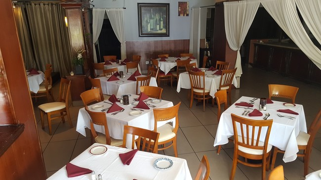 Dining Area - La Piazza at Young Circle