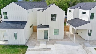 Building Photo - 6107 Begonia Cir